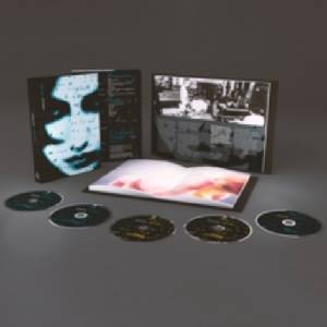 MARILLION - Brave (Deluxe 4 CD + Blu-ray Edition)